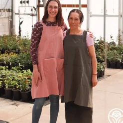 Heirloom Roses Cross-Back Garden Apron New
