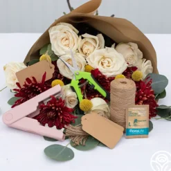 Heirloom Roses DIY Bouquet Kit New