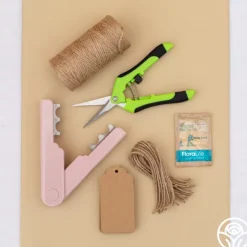 Heirloom Roses DIY Bouquet Kit New